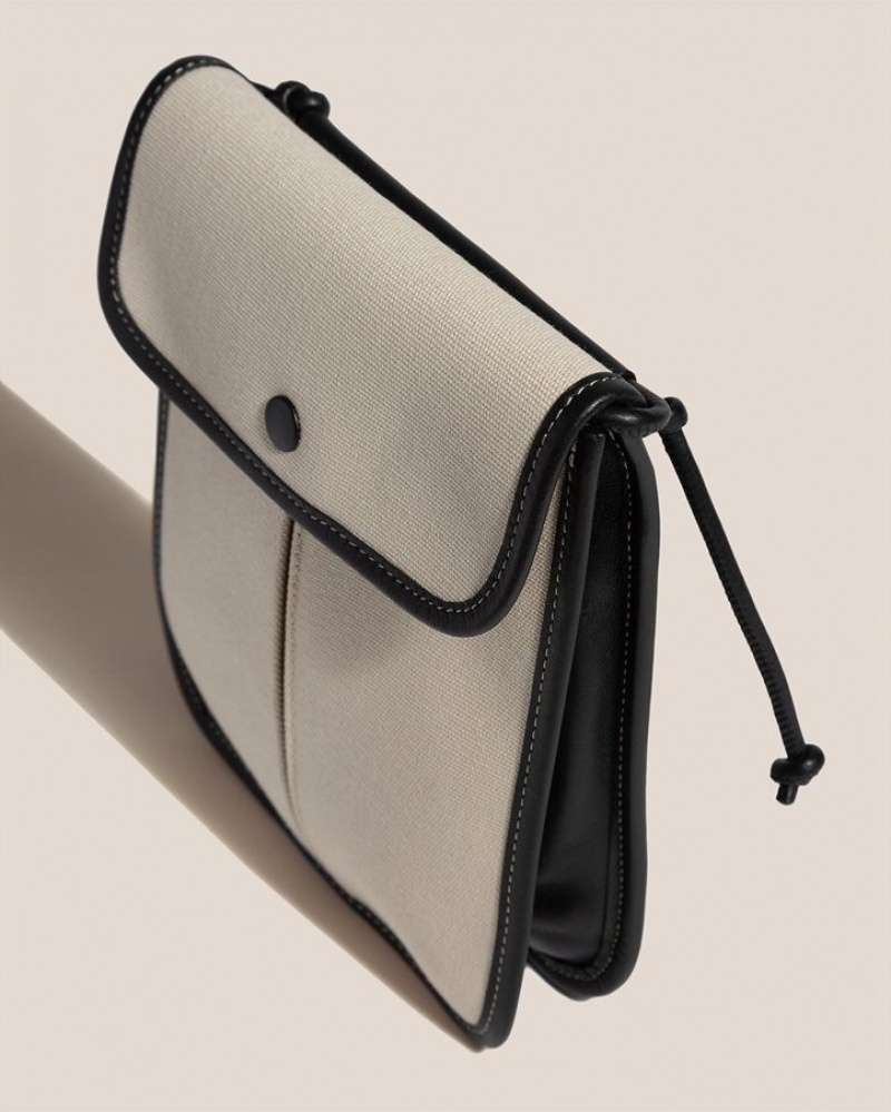 Hereu Terra Square-flat Crossbody Väska Herr Grädde Svarta | Sverige-83ZNXPCIL